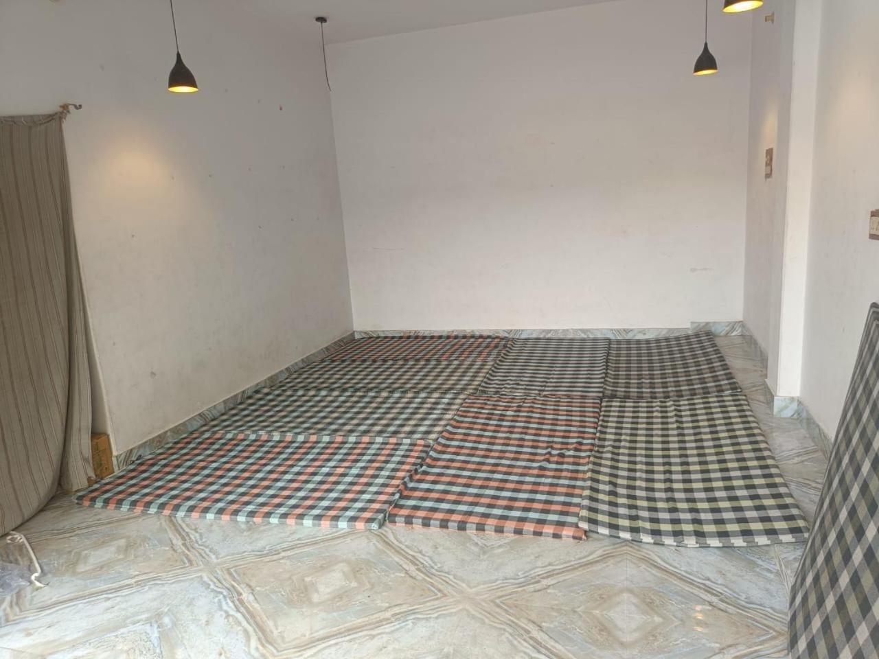 Shri Annapurna Dormitory Vandrerhjem Rāmnagar Eksteriør bilde